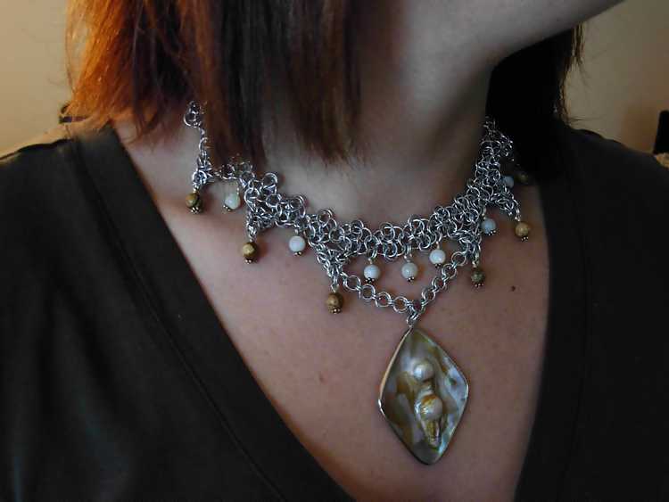 pearl jasper pendant necklace